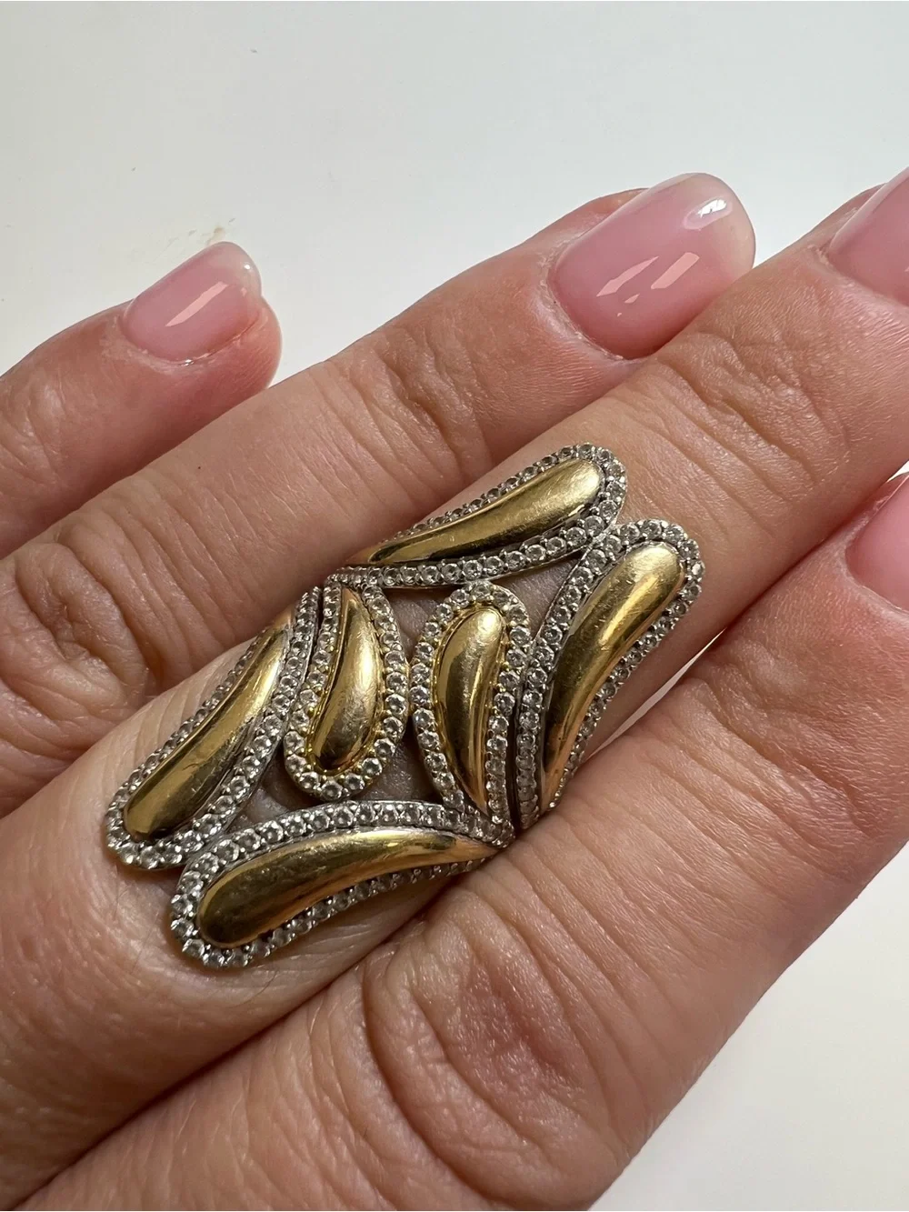 14K Gold and clear stones leaf accents Women's Statement Ring